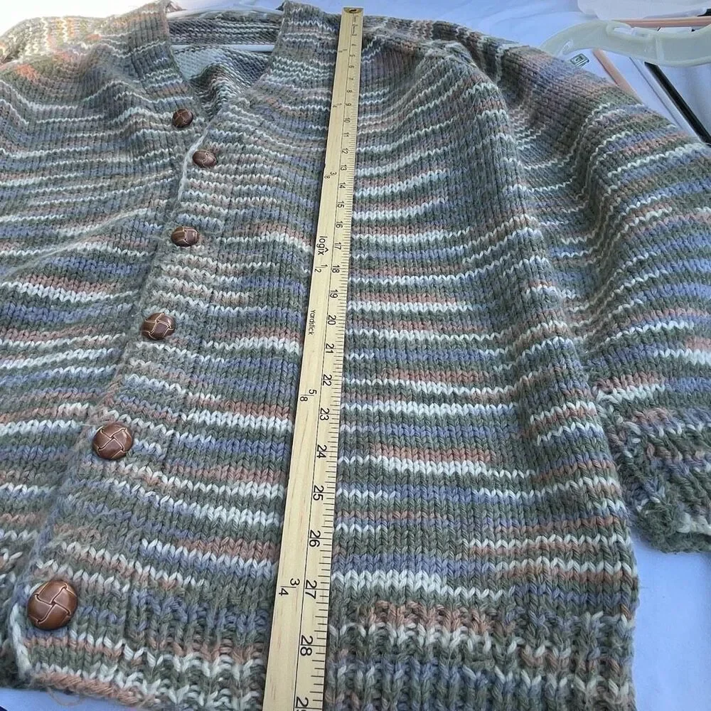 Vintage Aztec size 2X button front handmade cardigan. No TAGs see measurements